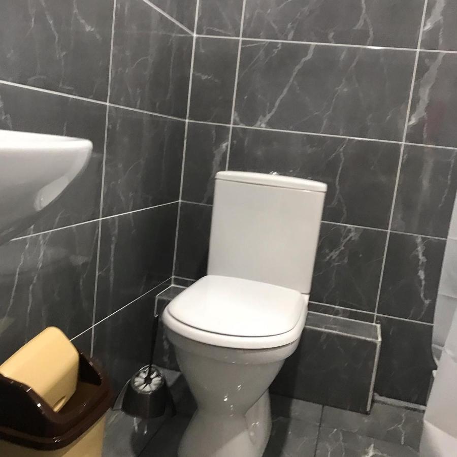 Mon Ami Hotel 2 פיזונדה מראה חיצוני תמונה